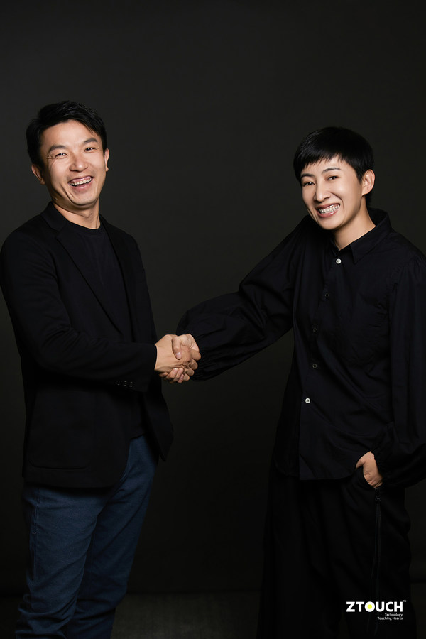 ZTouch两位创始人暨中量质子CEO彭泽环（左）和COO董艳红（右）