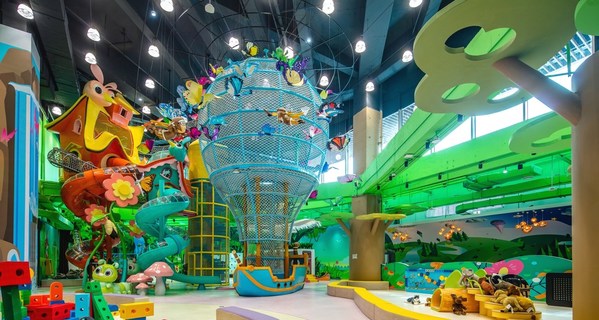 Offering nine unique play zones, across a net floor area of nearly 3,000 sq. m., Kidzplorer is the ultimate STEAM edutainment play centre.