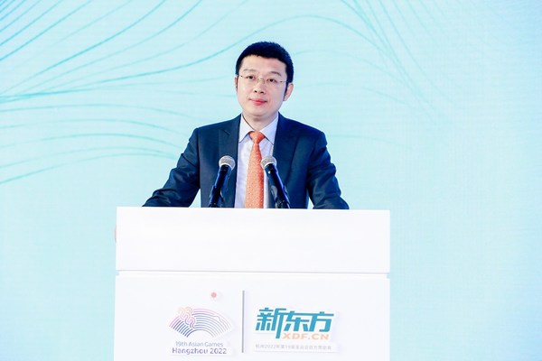 新东方教育科技集团执行总裁兼首席财务官杨志辉阐释新东方亚运主题口号