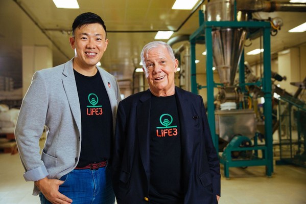 Jim Rogers, pictured here with Ricky Lin, CEO and Founder of Life3 Biotech will head the Board of Investors