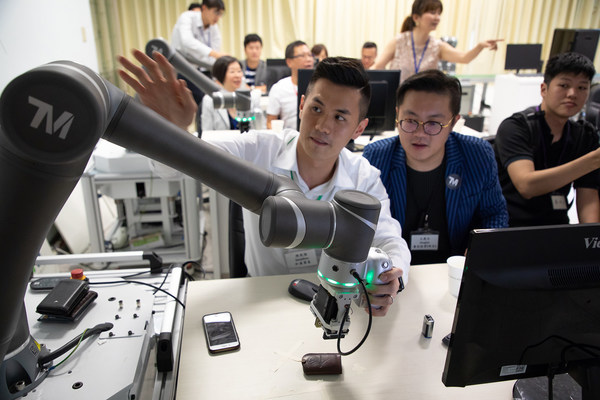 テックマンロボットが日本向けトレーニングセンターを設立