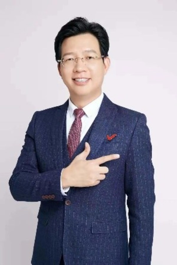 张东进丨佩信集团创始人兼董事长
