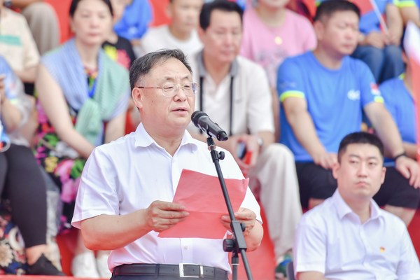 中智集团党委书记、董事长卜玉龙出席活动并代表主办方致辞