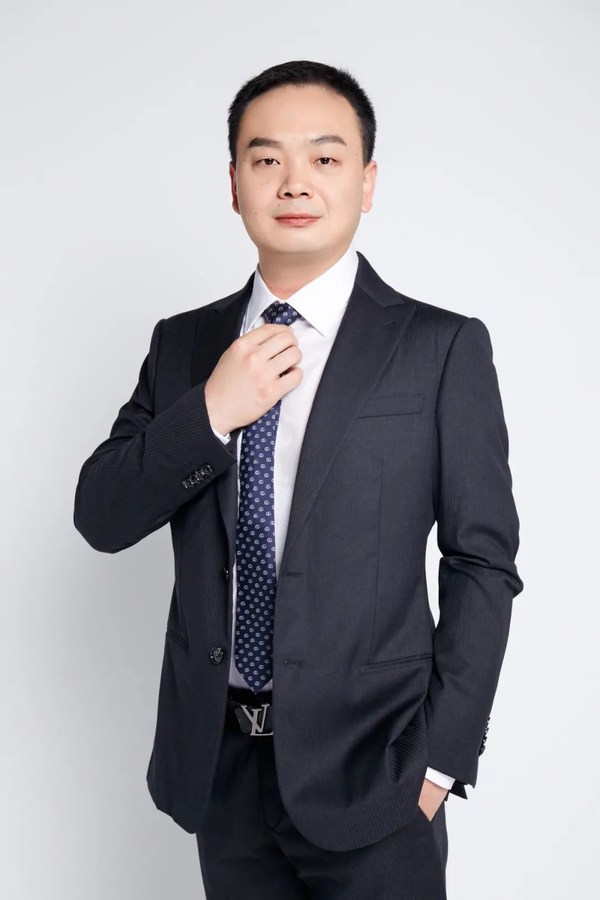 东信整合营销业务高级副总裁 徐烈