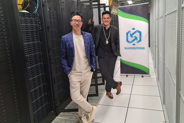 ShareMine's Founder Jimmy and Co-founder Bitcoin Man at one of the Sharemine's IDC center.