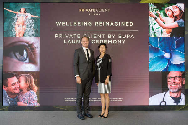Andrew Merrilees, General Manager of Bupa Hong Kong and Stella Sung, Sales and Distribution Director of Bupa Hong Kong, celebrate the launch of Private Client service