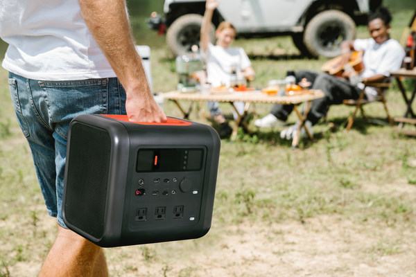 The portable Power Station Tera 1000 is a perfect outdoor energy solution.