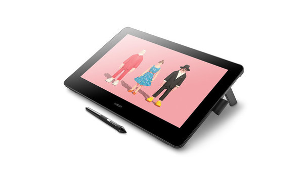 Accuracy redefined in compact design: When creativity strikes, you want to bring your vision to life effortlessly. That’s why we’ve refined Wacom Cintiq Pro 16 to make it even more comfortable and natural to work on. With enhanced ergonomics and an intuitive pen-on-screen experience, you can fully immerse yourself in your craft.