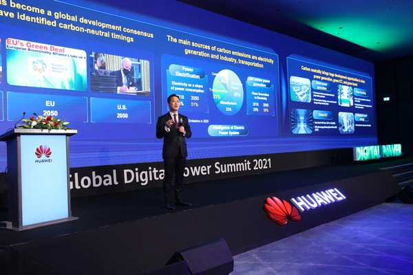 Huawei Digital Power lights up Dubai and calls for collective efforts for low-carbon, smart society