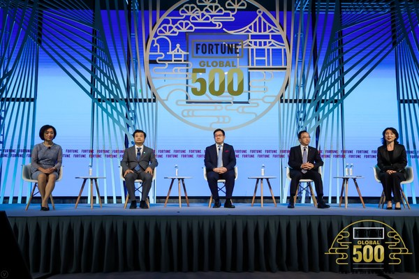世界500强杭州峰会“大公司在危机下的角色与责任”圆桌论坛
