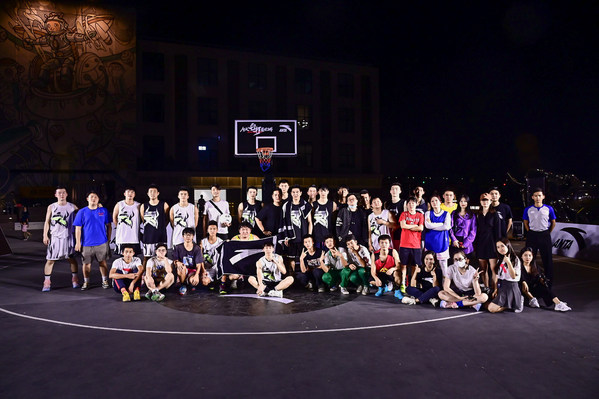 “今天白打篮球了吗” 广州场合照