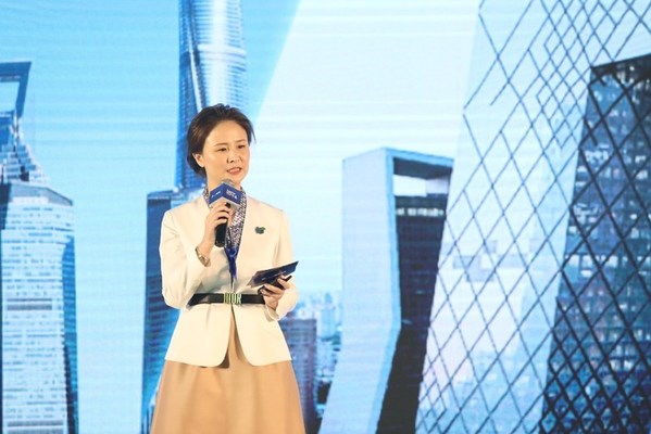 森世海亚有限公司总经理吴蓉女士发表讲话