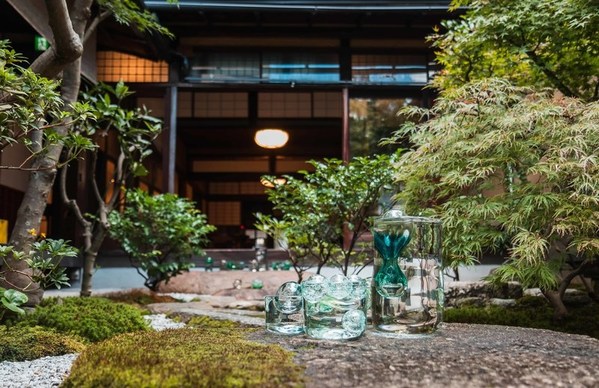 「未来の花見：台湾ハウス」日本ツアーはデザイン、花と祝福の手渡しで友情構築