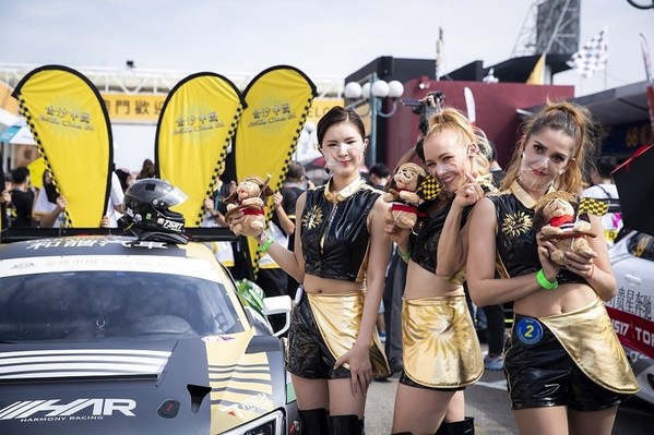 金沙中国冠名赞助第68届澳门格兰披治大赛车的“金沙中国澳门GT杯”，全力支持澳门体坛盛事，持续为建设澳门成为世界旅游休闲中心贡献力量。