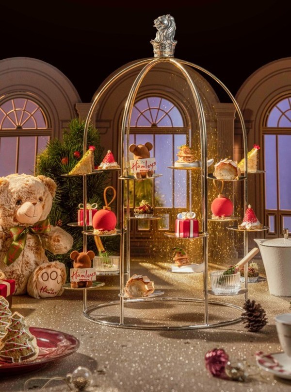 广州富力丽思卡尔顿酒店携手英国百年玩具品牌Hamleys推出冬日漫语主题下午茶