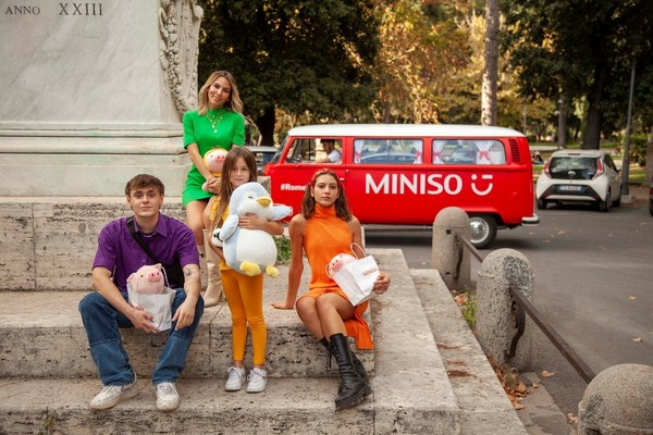 MINISO party bus with local influencers in Rome