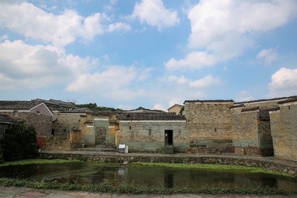 진시의 고대 마을