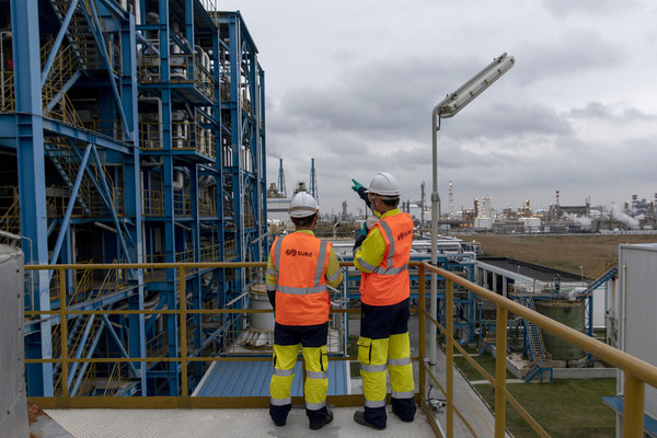 SUEZ employees inspect facilities at Shanghai Chemical Industry Park.