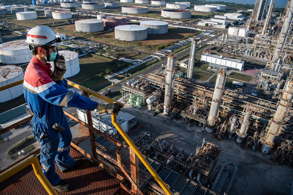 Complying with ESG Aspects, Pertamina Determines to Reduce Carbon Emissions