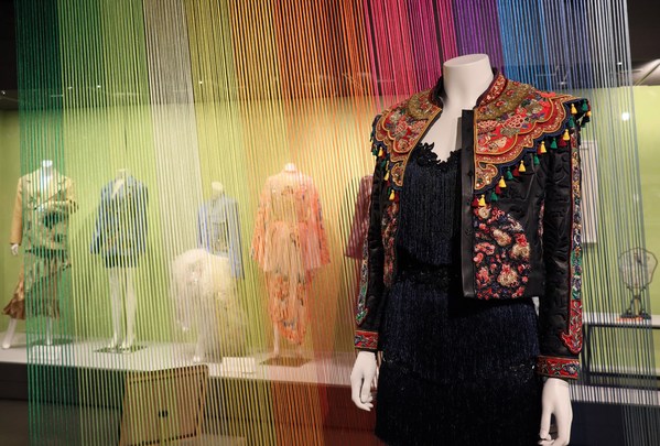 China National Silk Museum Presents New Fashion Exhibition in Hangzhou: "The Art of Time: When Embroidery Goes through Fashion"