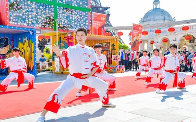 深圳天下之窗“国际街头艺术节”