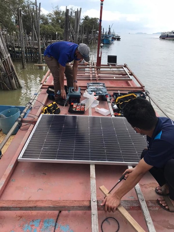 The installation of solar technology on fishing boat