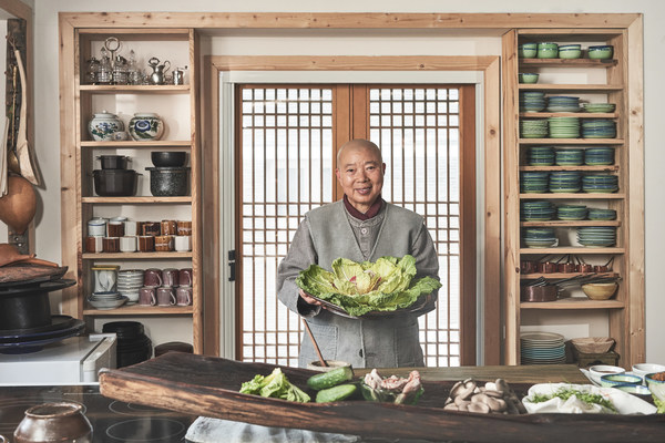 韩国静观师太荣获2022年度亚洲50最佳餐厅“标志人物奖”