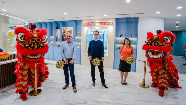 At the official opening with Jo Thys, President for Asia Pacific, Peter Boone, Barry Callebaut's Group CEO, and Racheal Toh, Head of Marketing for Asia Pacific