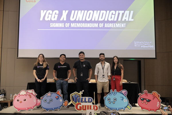(L-R) Maria Gaitanidou, Chief Launch Officer, UnionDigital Bank; Arvie de Vera, Co-founder and Chief Executive Officer, UnionDigital Bank; Gabby Dizon, Co-founder, YGG; Luis Buenaventura; Country Manager, YGG; Kat Gonzalez; Head of Operations, YGG