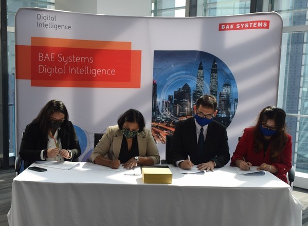 To celebrate the partnership, BAE’s Mike Foster, Head of Financial Services, Martin Barber, VP, People & Capabilities and Sugeeta Bhanoo, Head of Capabilities, APAC joined Prof. Sarah Metcalfe, Provost and Prof. Andy Chan, Vice Provost, University of Nottingham Malaysia for the signing ceremony last week.