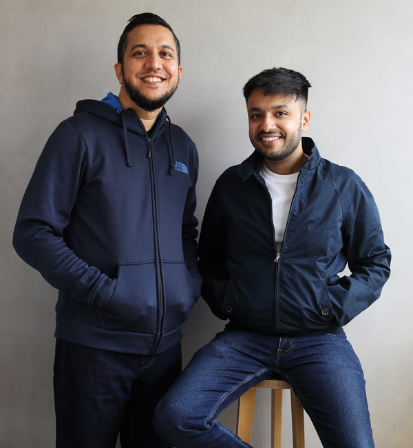 Ankit Pansari (Cofounder, CEO) right and Shoaib Khan (Cofounder, CTO)left founded OSlash to revolutionize how teams work in modern enterprises