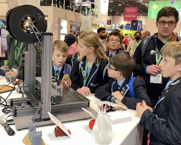 Snapmaker di BETT 2022: Perkasa Pendidikan STEAM Dengan Penyelesaian Pencetakan 3D 3-dalam-1