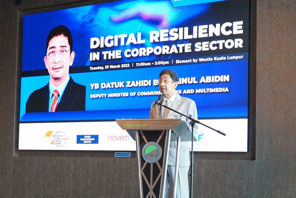 Deputy Minister of Communications and Multimedia, Datuk Zahidi Zainul Abidin speaking at the Malaysia Global Business Forum