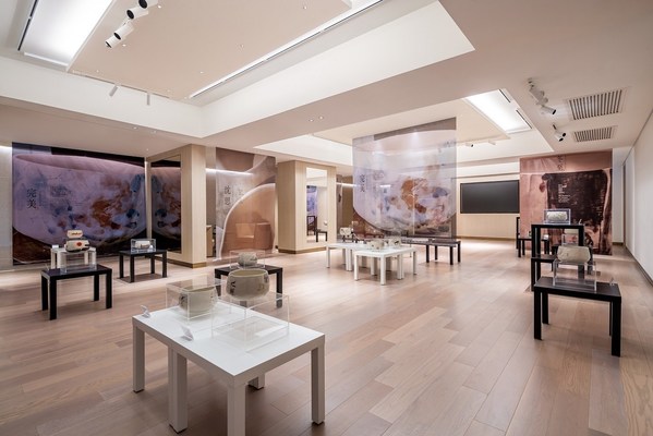 《101缽子 – 水禾田作品及張嘉寶衣著設計展》今於金沙藝廊開幕