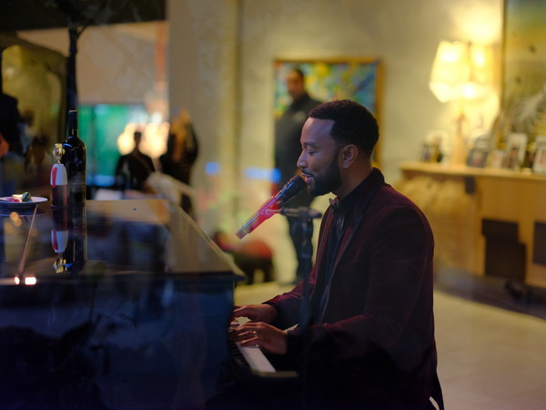 LG SIGNATURE AND JOHN LEGEND UNVEIL LIMITED-EDITION WINE AT EXCLUSIVE EVENT
