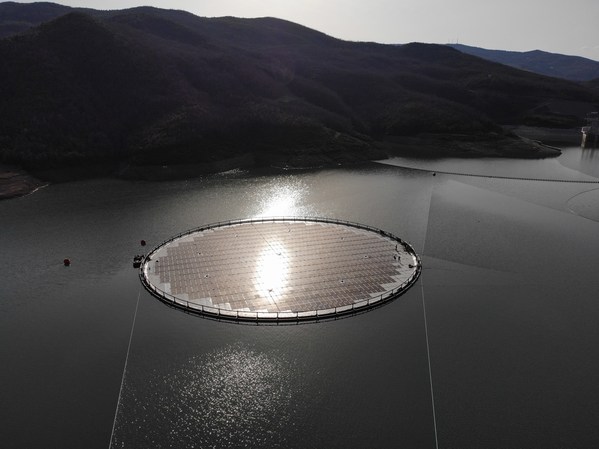 GCLSIがアルバニア最大の浮体式ソーラープロジェクトでOcean Sunのソリューションに高品質のソーラーモジュールを提供