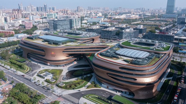 扎哈-哈迪德建築事務所設計的無限極廣場榮獲世界建築社群網大獎