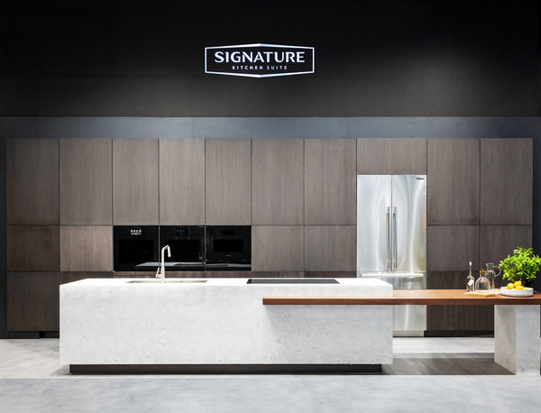 Product line-ups including 36-inch French Door Refrigerator and 24-inch Wall Ovens from LG’s ultra-premium built-in kitchen appliance brand Signature Kitchen Suite are showcased in the EuroCucina at Salone del Mobile during Milan Design Week 2022.