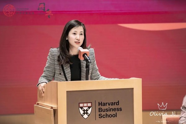 Glue Up總裁紀景姝受邀于2022哈佛論壇演講：創新引領，科技向善