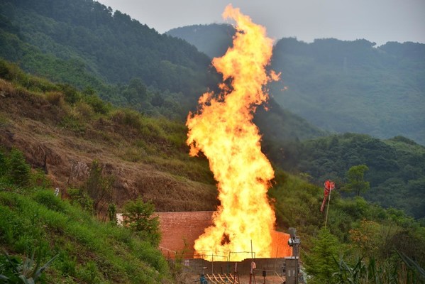 Sinopec Peroleh Sumber Gas Syal Trilion Meter Padu di Sichuan Barat Daya, China