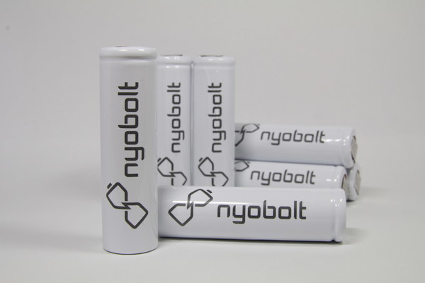 Nyobolt 배터리, 기록적인 고출력, 초고속 충전 및 높은 에너지 제공