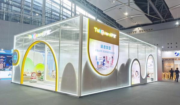 儿童学习桌品牌护童科技亮相2022中国家博会（广州）