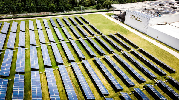 Onsite solar panels at L’Oréal Suzhou plant with 1.2M kWh of electricity generated every year since 2015