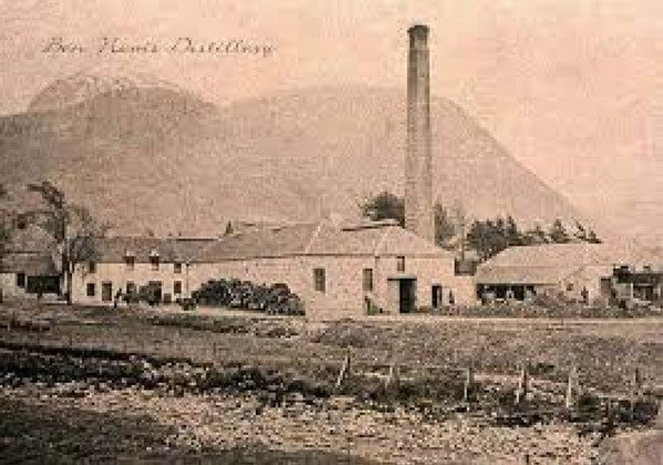 Ben Nevis酒廠位於蘇格蘭高地，由Alistair MacDonald的祖父Long John MacDonald于19世紀20年代創立。