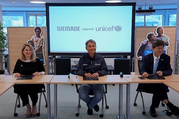 Carla Haddad Mardini (*Director*, *Private Fundraising and Partnerships Division*, UNICEF), Henry Chang (CEO, Wemade), dan Key-cheol Lee (*Executive Director*, Korean Committee for UNICEF)