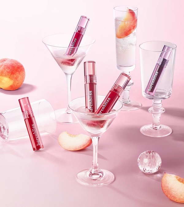 The award-winning, makeup artist (Jina Kim) – endorsed barenbliss Korean Peach Makes Perfect Lip Tint finally lunched in Philippines