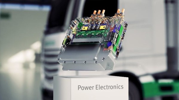 电驱动系统要实现功能并实现最大效率，还需要电机控制器。舍弗勒正在开发满足商用车应用需求的电机控制器