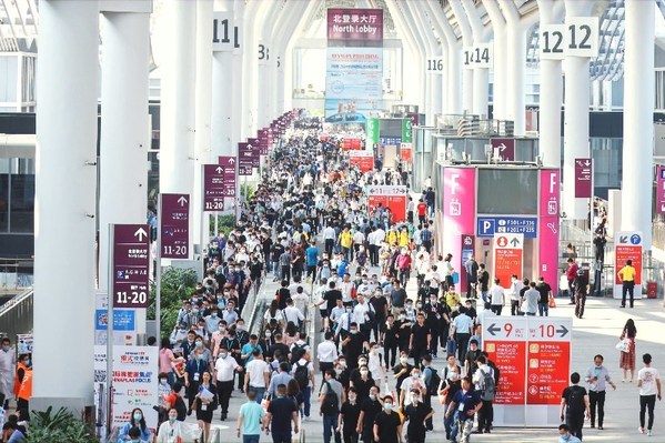 “CHINAPLAS 2023 国际橡塑展”将于2023年4月17 - 20日聚势回归深圳国际会展中心。