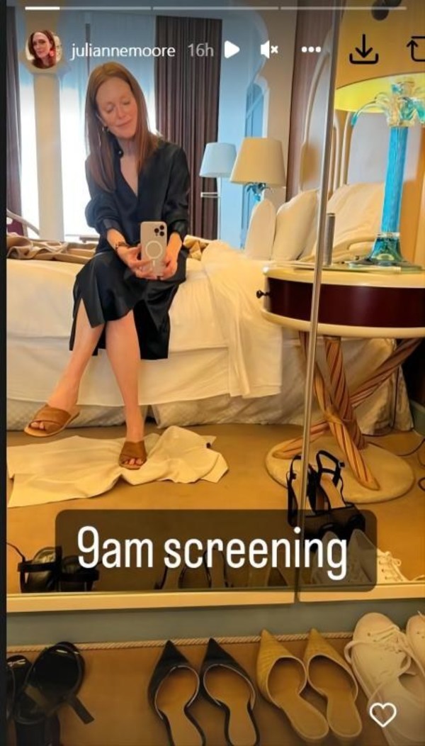 Julianne Moore Shares Intimate Selfie Wearing LILYSILK Classic Freesia Shirt Dress as She Preps for 79th Venice Film Festival