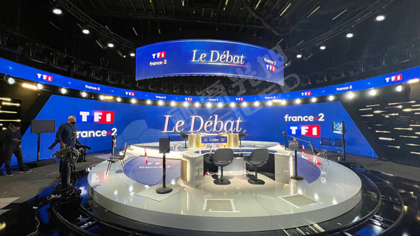 视爵光旭为法国总统辩论现场提供屏幕